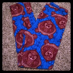 Hard To Find BEAR Leggings
